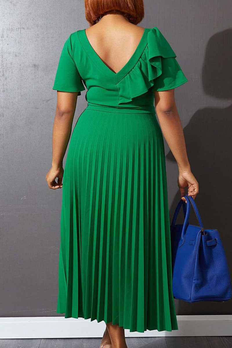 Gracefully Styled Dress for Any Occasion
