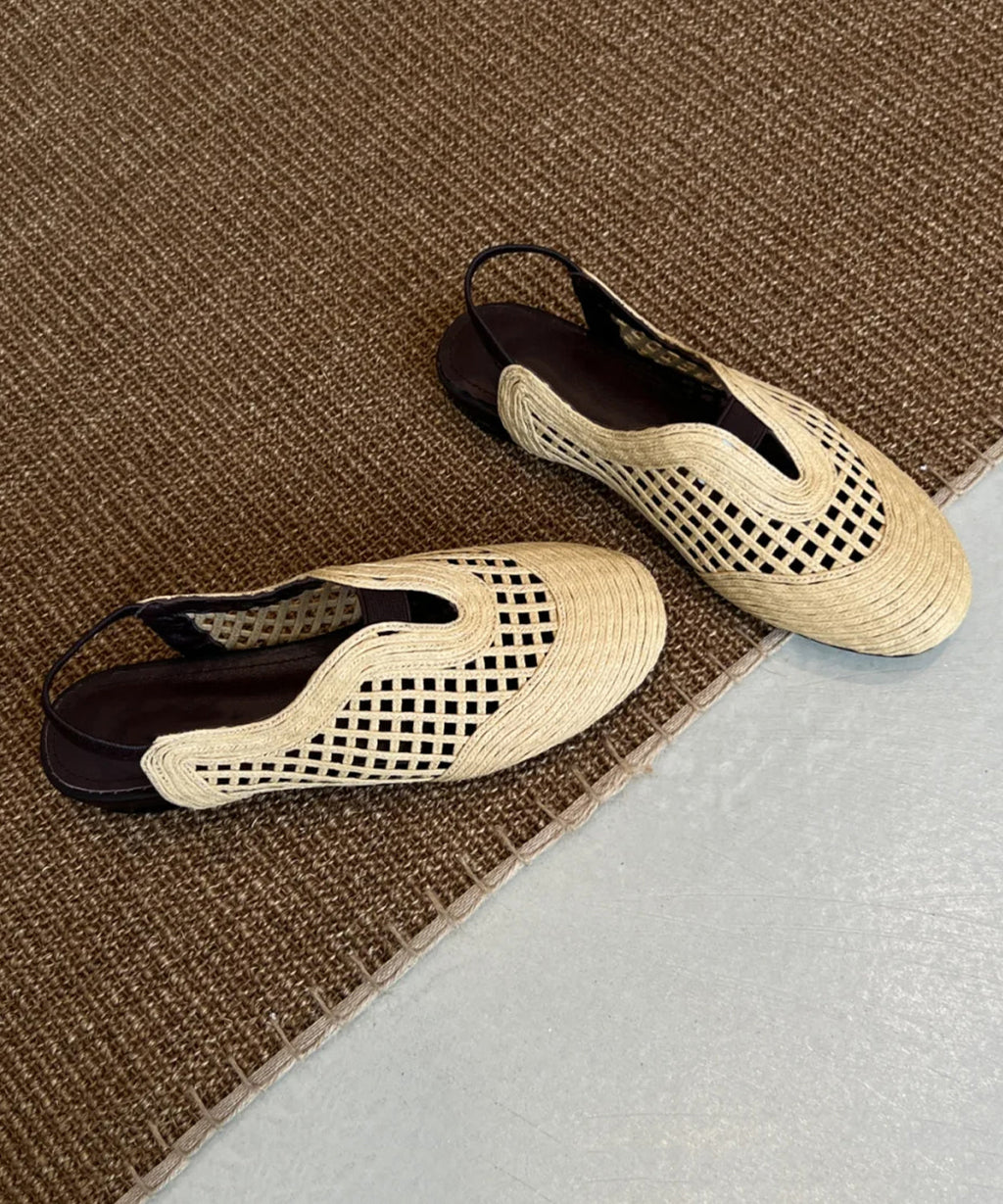 Graceful Orthopedic Sandals for Modern Look