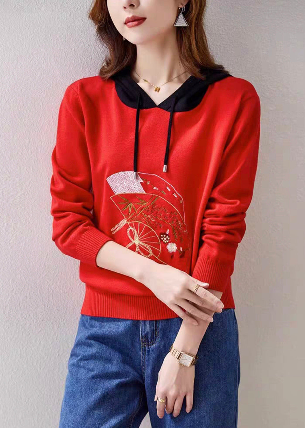A Vintage Style Top with Delicate Timeless Details
