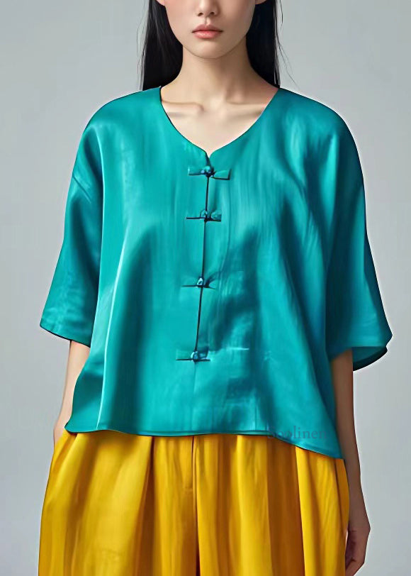 Sophisticated Top with a Clean Classic Look