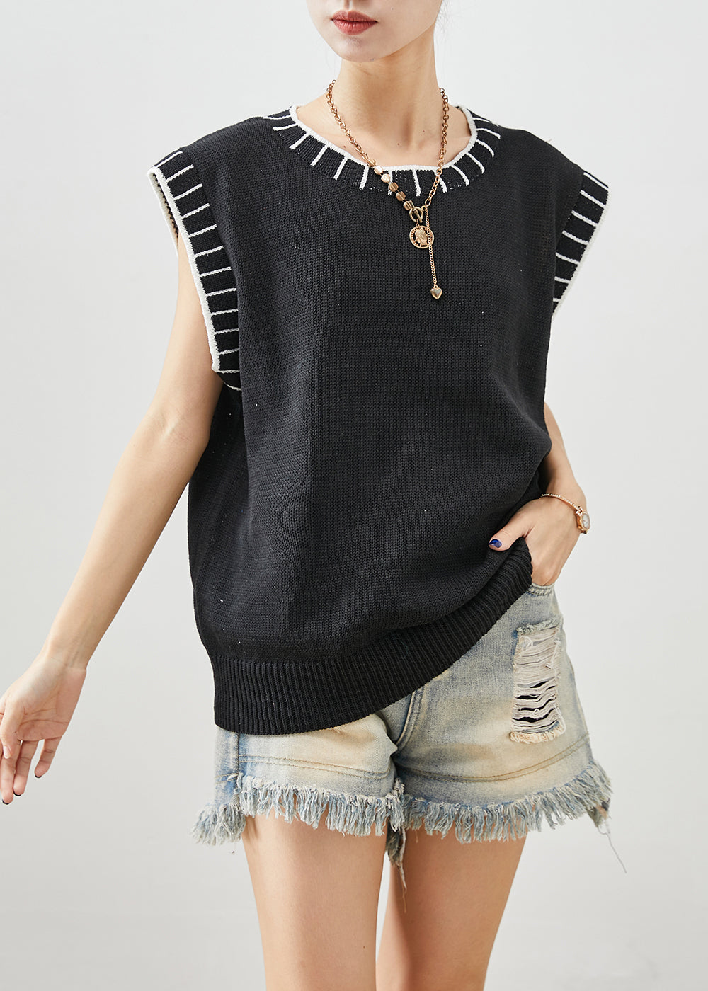 Well Tailored Garment with a Graceful Silhouette
