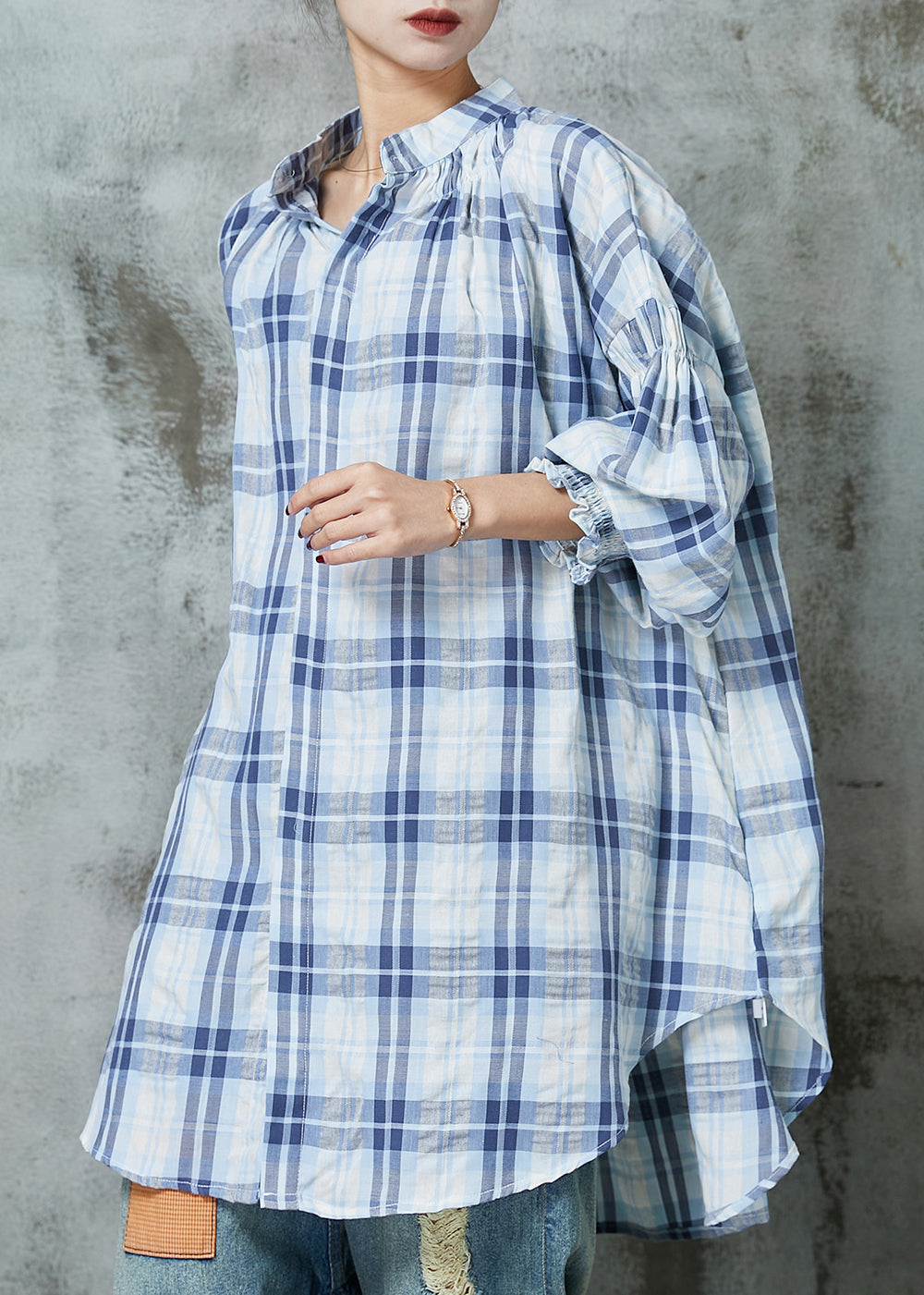 Beautifully Crafted Blouse in a Classic Style