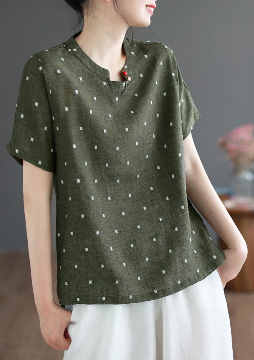 Beautifully Finished Top in a Timeless Design