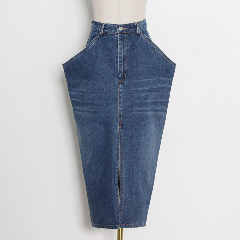 Sophisticated Garment with a Clean Classic Look