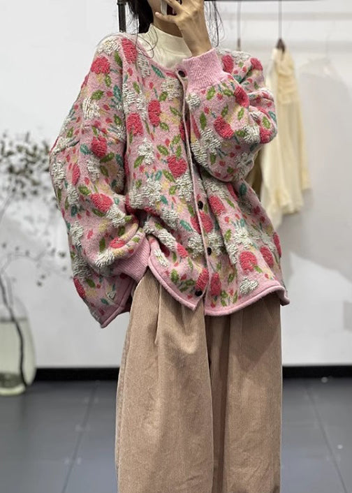 Classic Vintage Cardigan with a Flattering Fit