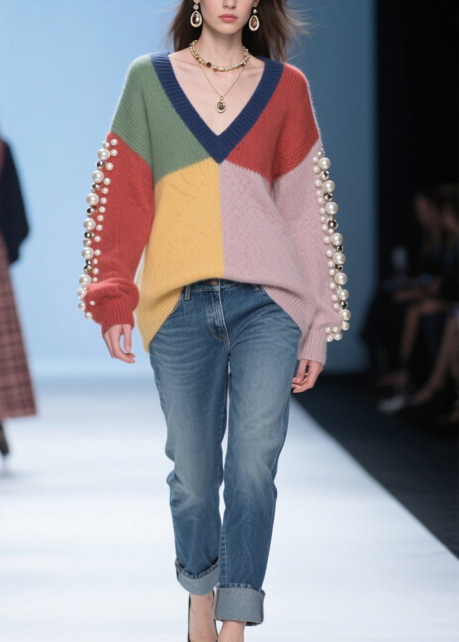 Classic Vintage Sweater with a Flattering Fit