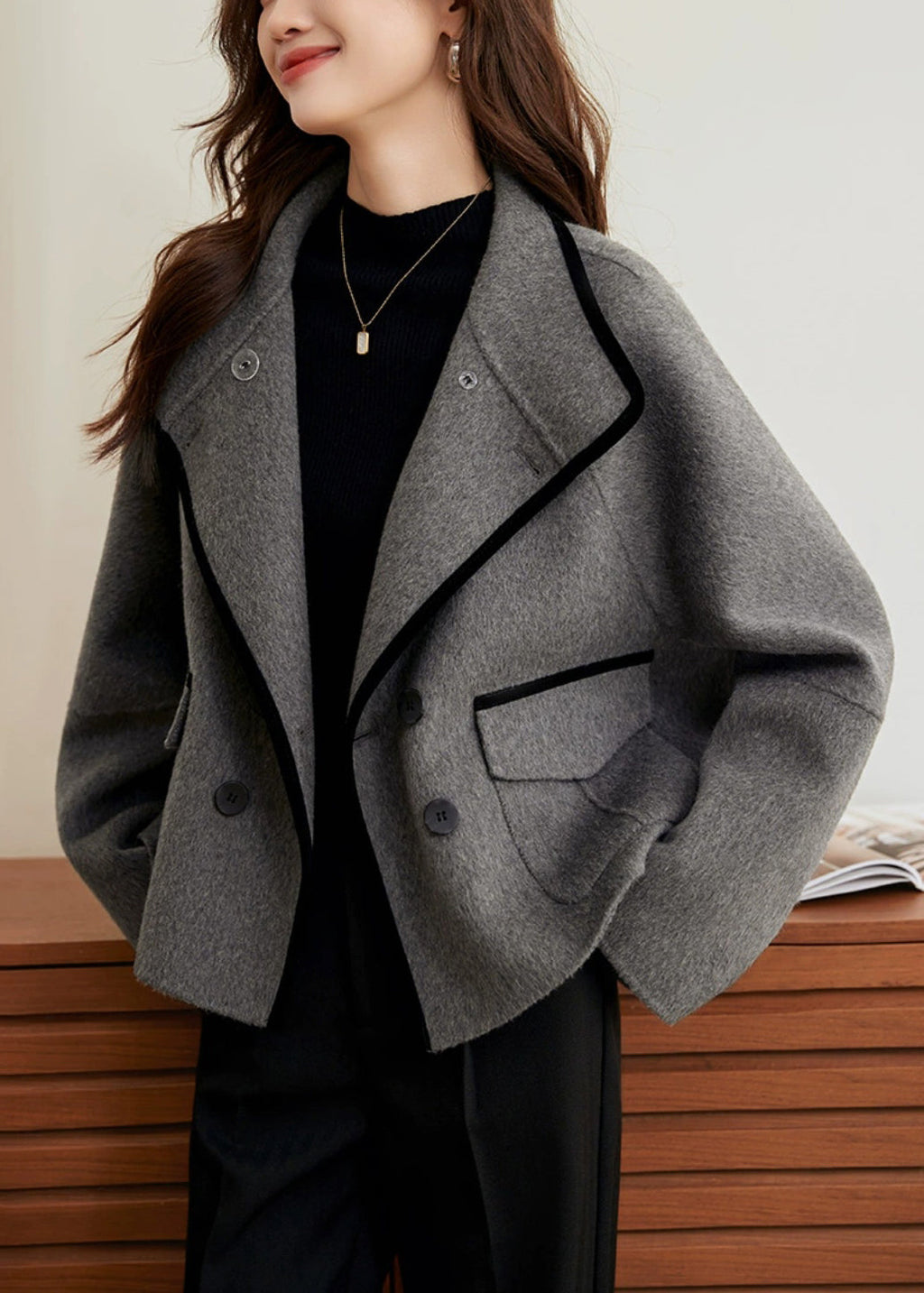 Beautifully Finished Coat in a Timeless Design