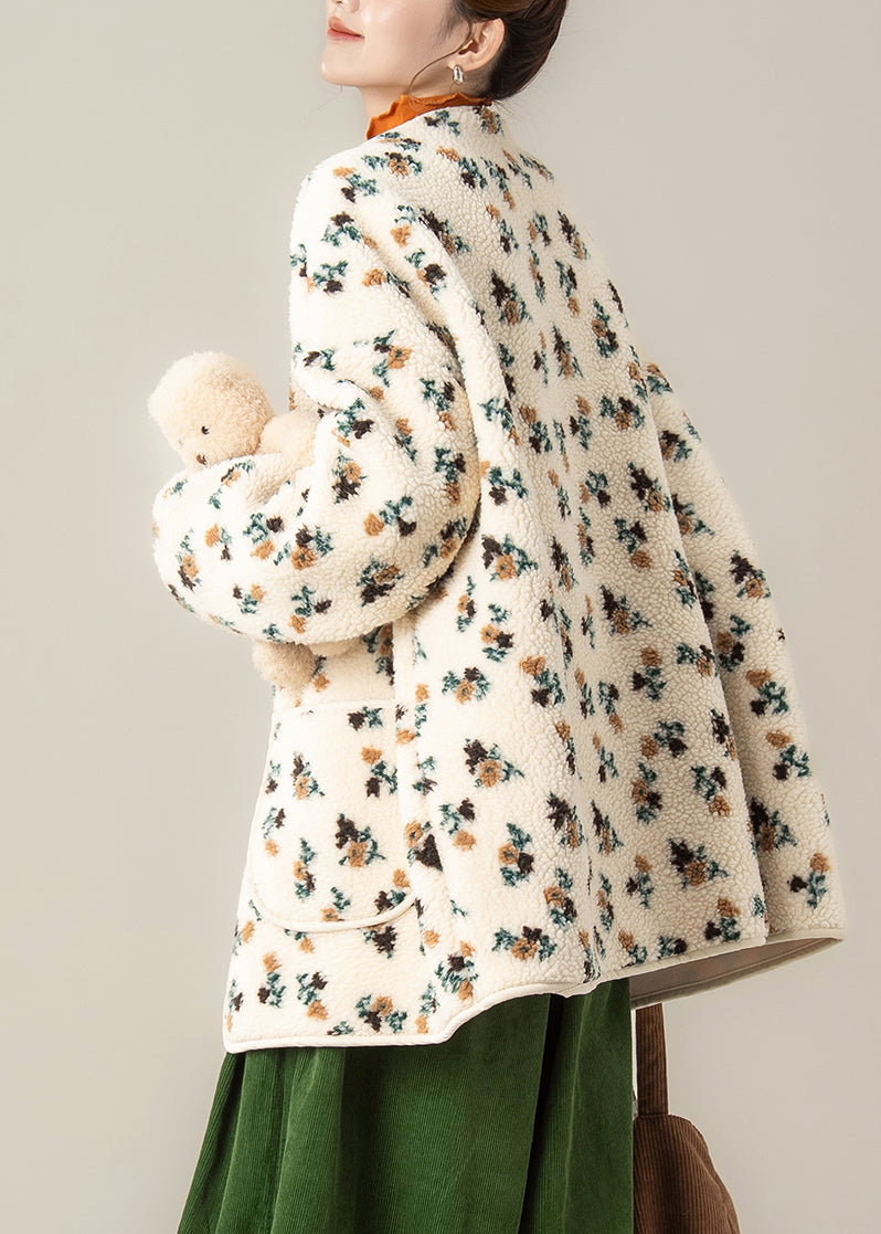 Classic Vintage Coat with a Flattering Fit