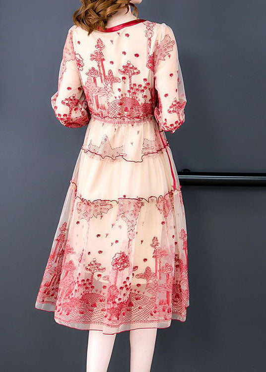Beautifully Crafted Dress in a Classic Style