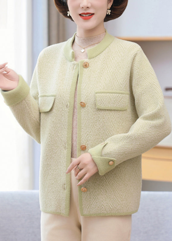 Elegantly Styled Cardigan for Everyday Wear