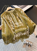 Well Tailored Blouse with a Graceful Silhouette