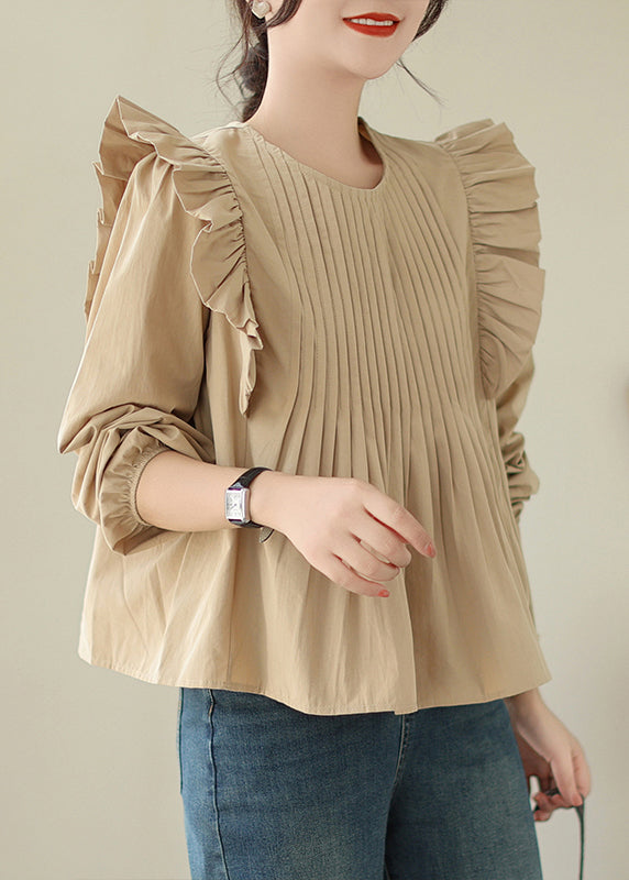 Well Tailored Shirt with a Graceful Silhouette