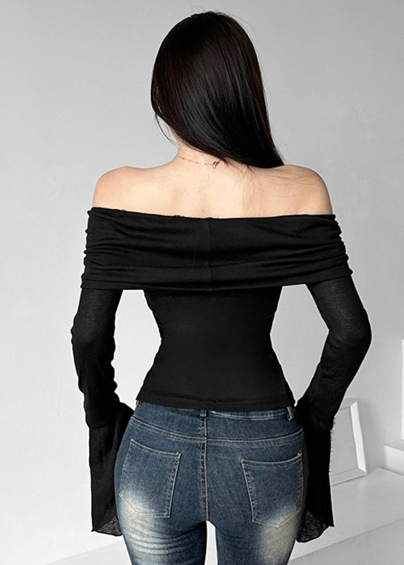 Well Tailored Top with a Graceful Silhouette