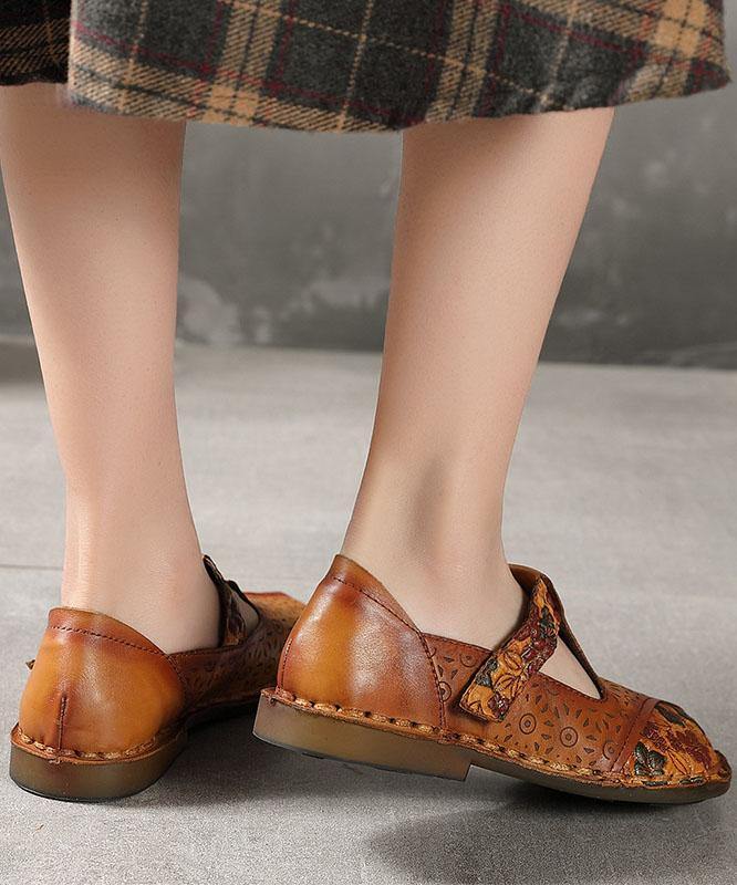Graceful Orthopedic Flats for Modern Look