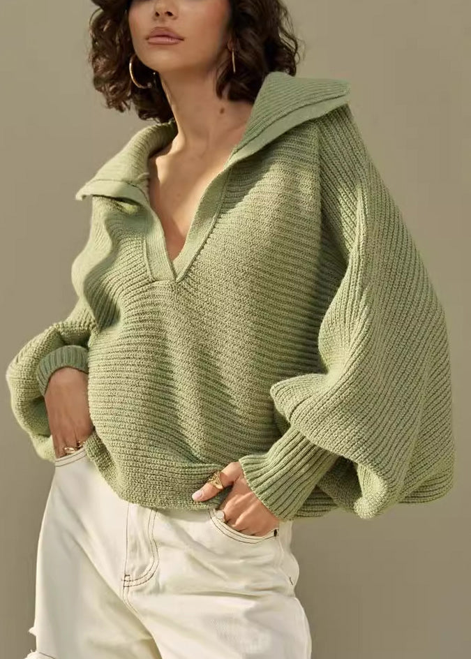 Classic Vintage Sweater with a Flattering Fit