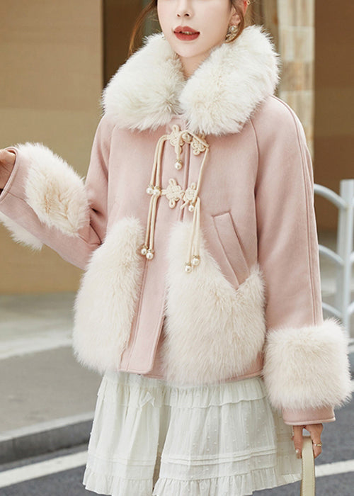 Sophisticated Coat with a Clean Classic Look