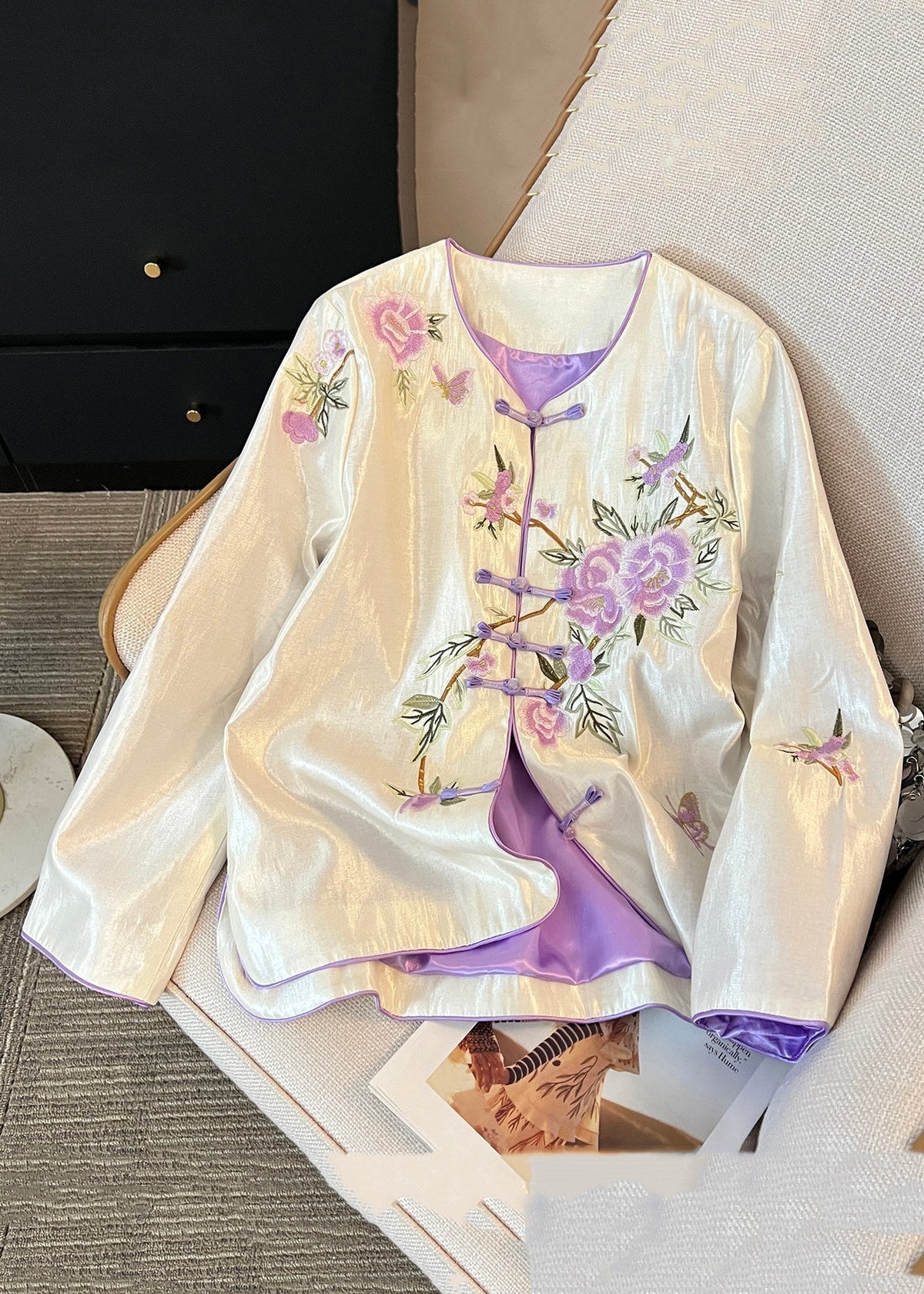 Elegantly Styled Coat for Everyday Wear
