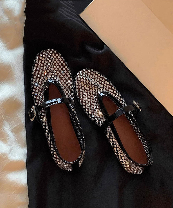 Graceful Orthopedic Sandals for Modern Look