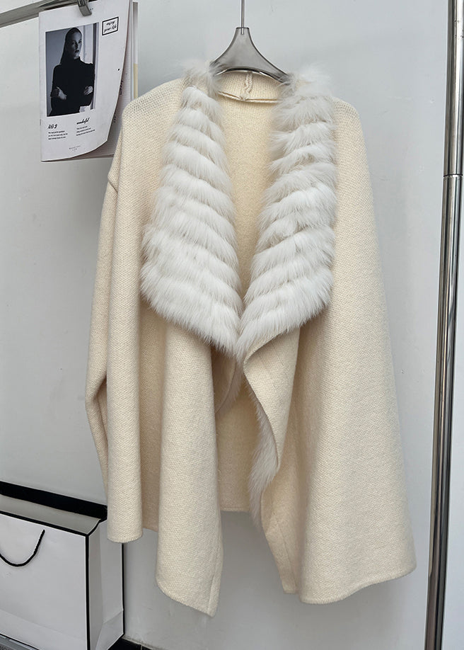 Well Tailored Cardigan with a Graceful Silhouette