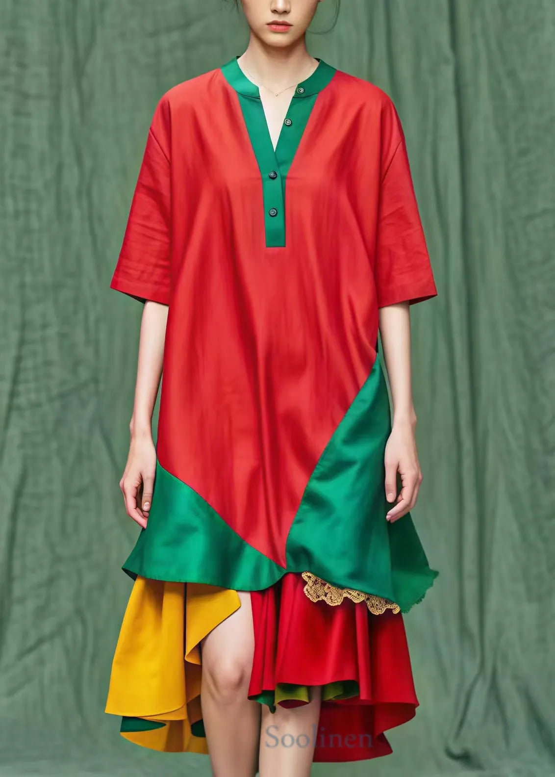 Well Tailored Dress with a Graceful Silhouette