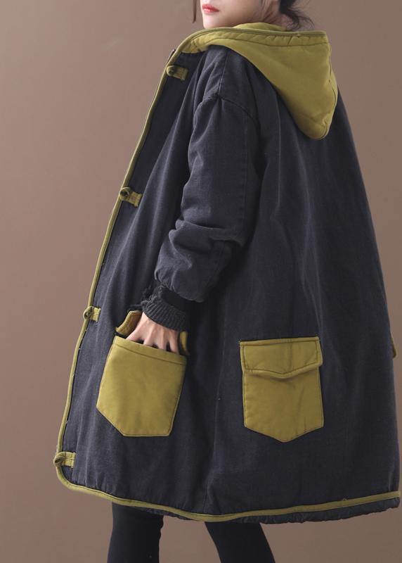Gracefully Styled Coat for Any Occasion