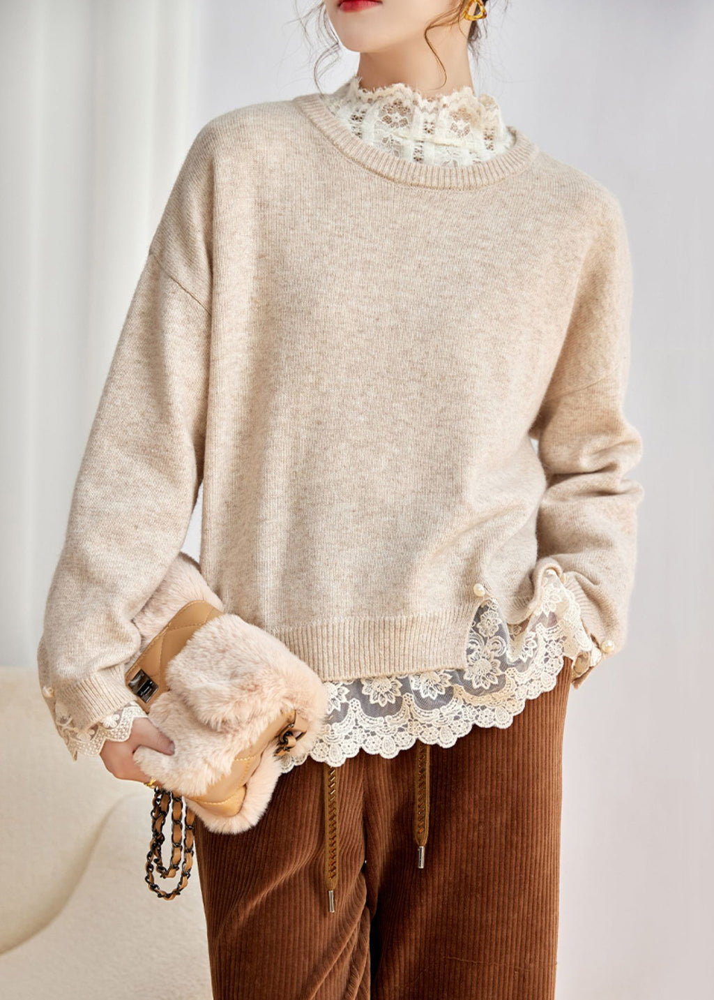 Effortlessly Elegant Top with a Timeless Design