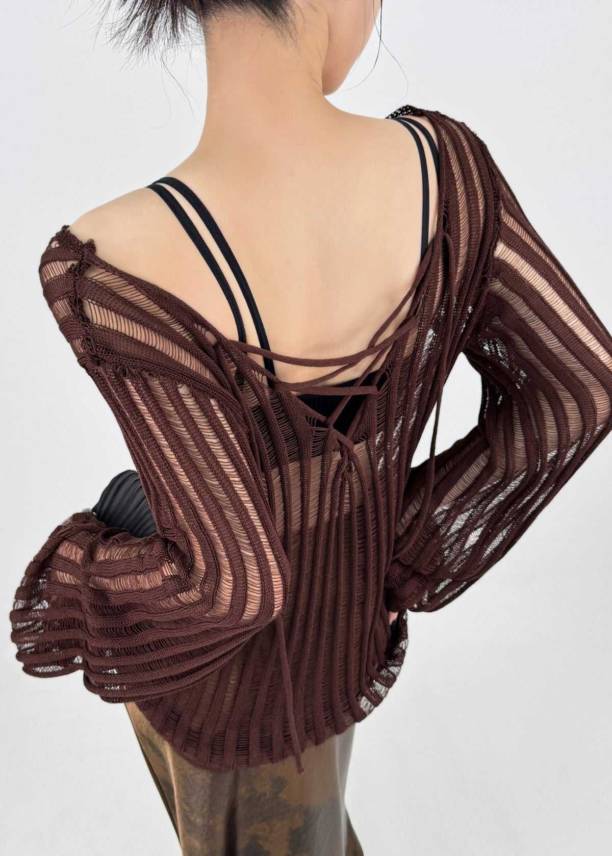 Well Tailored Top with a Graceful Silhouette