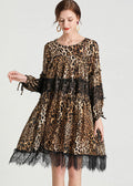 Classic Vintage Dress with a Flattering Fit