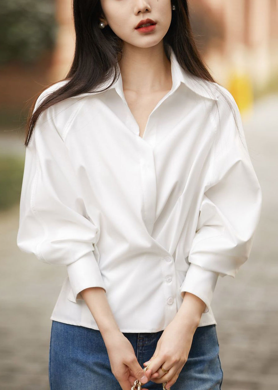 Effortlessly Elegant Shirt with a Timeless Design
