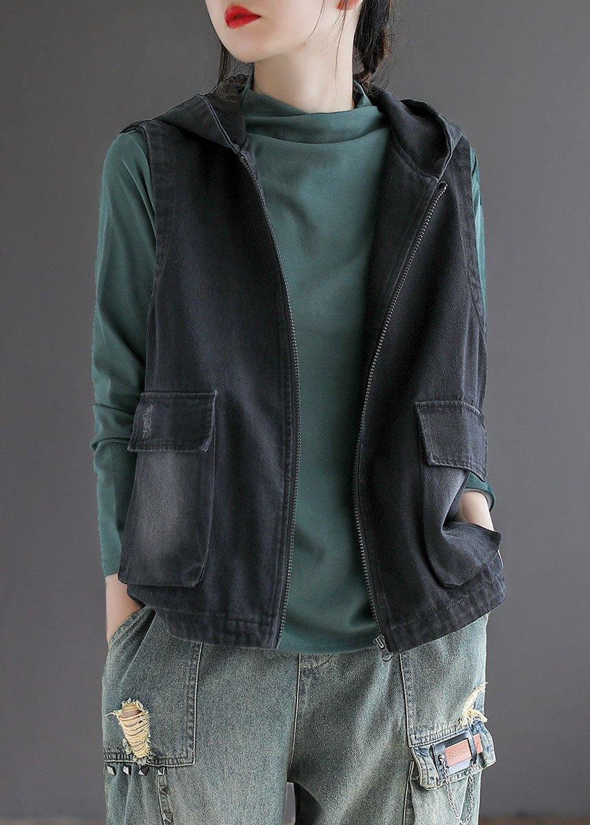 Elegantly Styled Coat for Everyday Wear