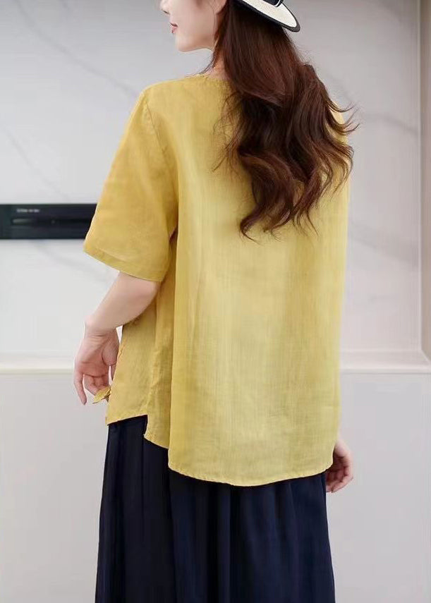 Classic Vintage Shirt with a Flattering Fit