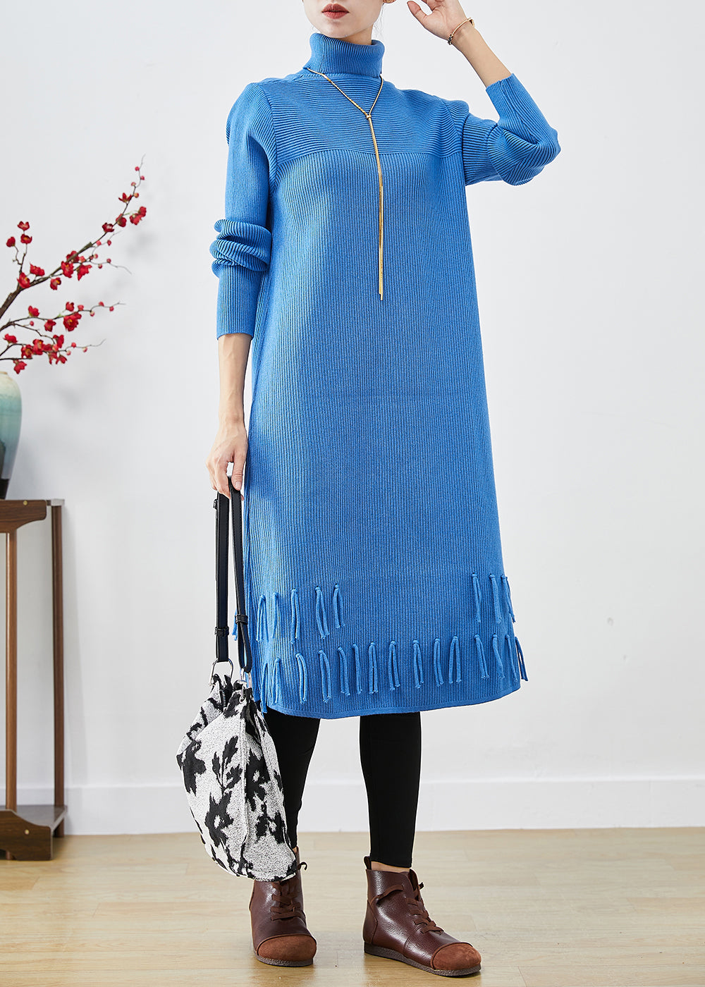 Classic Vintage Dress with a Flattering Fit