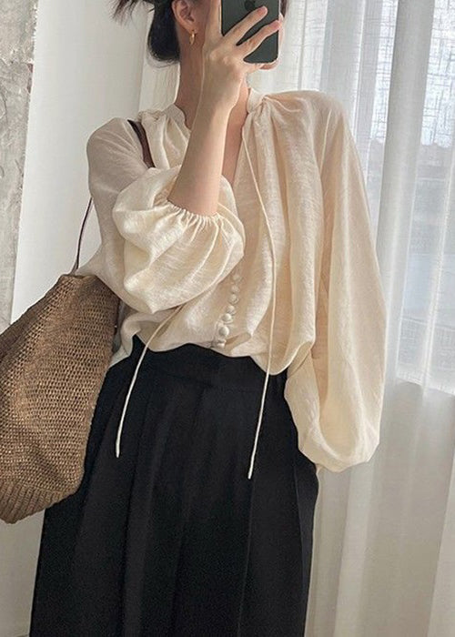 Classic Vintage Shirt with a Flattering Fit