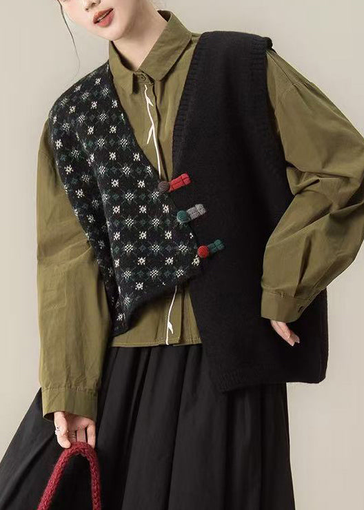 Effortlessly Elegant Garment with a Timeless Design