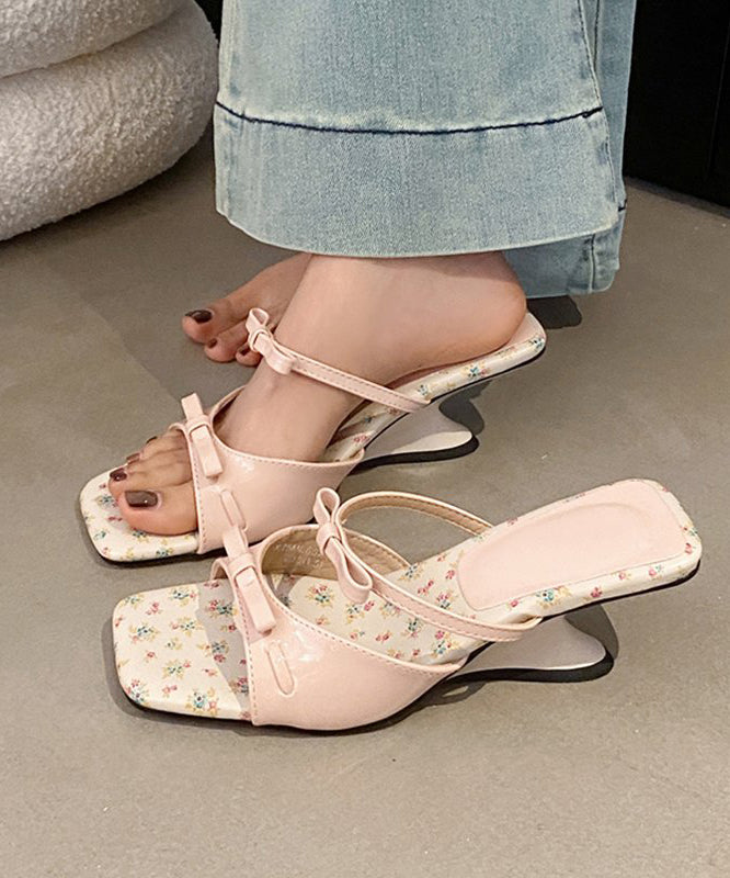 Graceful Orthopedic Sandals for Modern Look