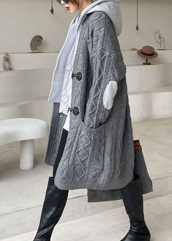 Effortlessly Elegant Sweater with a Timeless Design