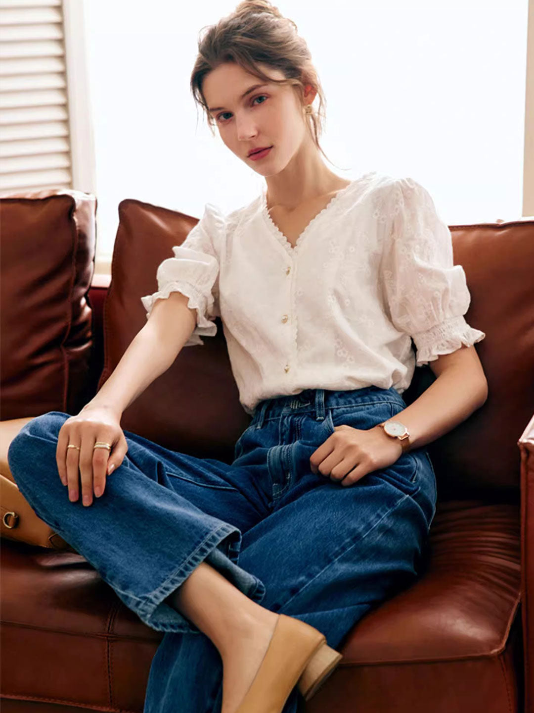 Classic Vintage Blouse with a Flattering Fit