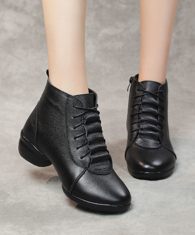 Graceful Orthopedic Boots for Modern Look