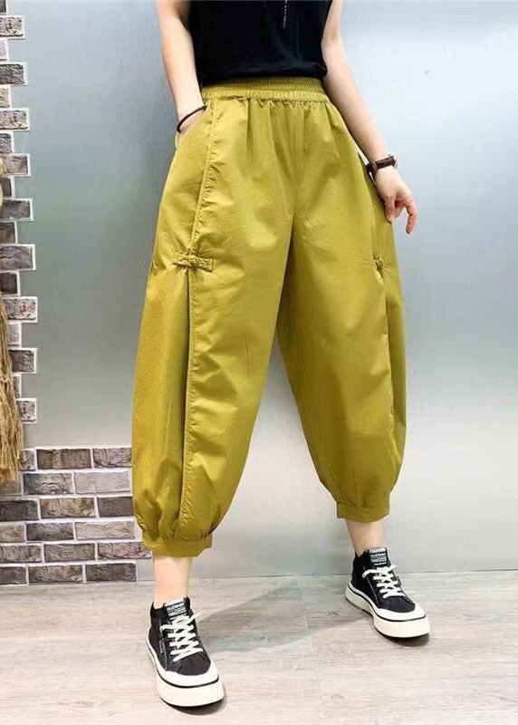 Well Tailored Pants with a Graceful Silhouette