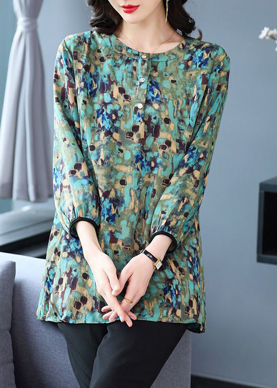 Sophisticated Top with a Clean Classic Look