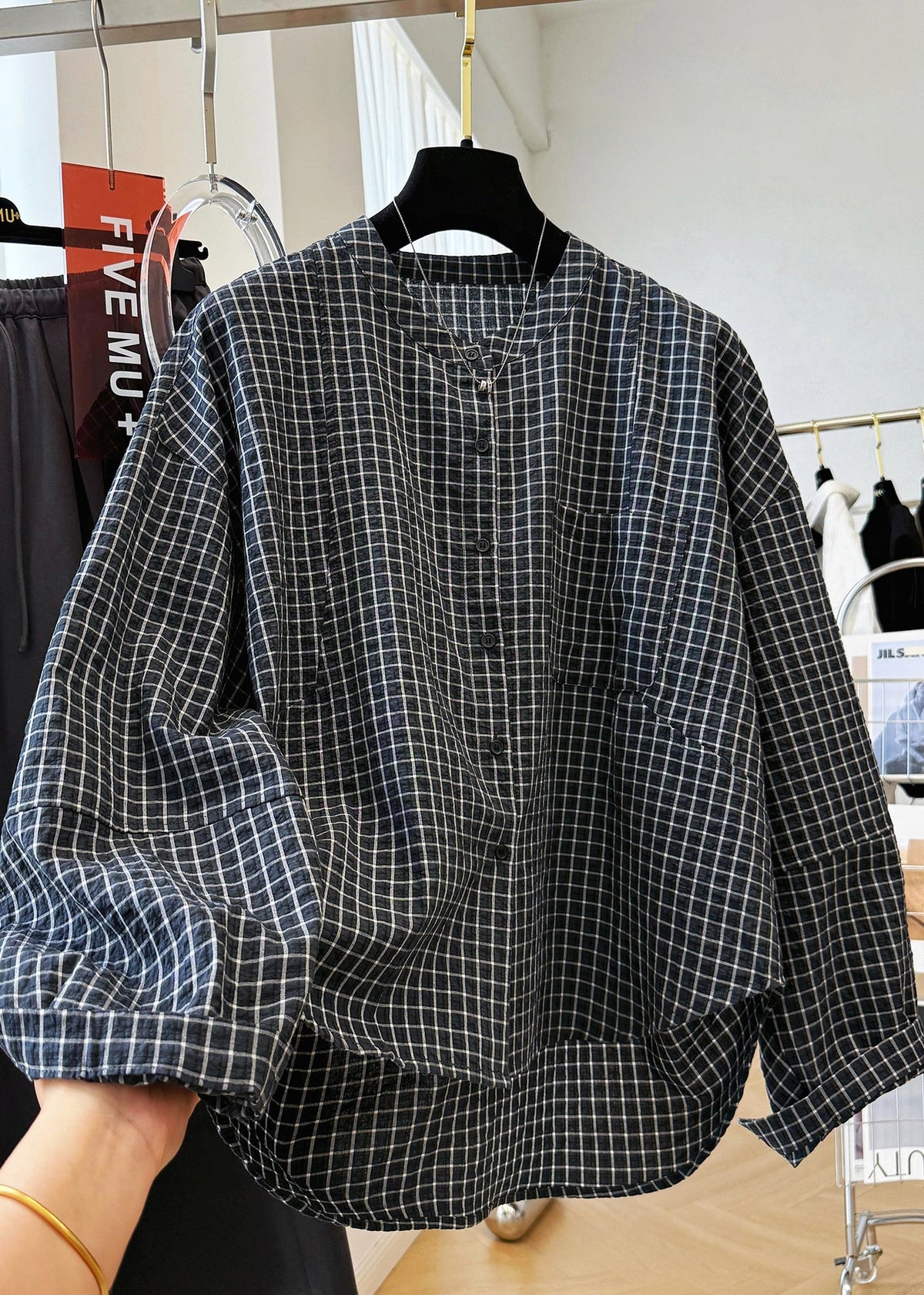 Beautifully Finished Shirt in a Timeless Design
