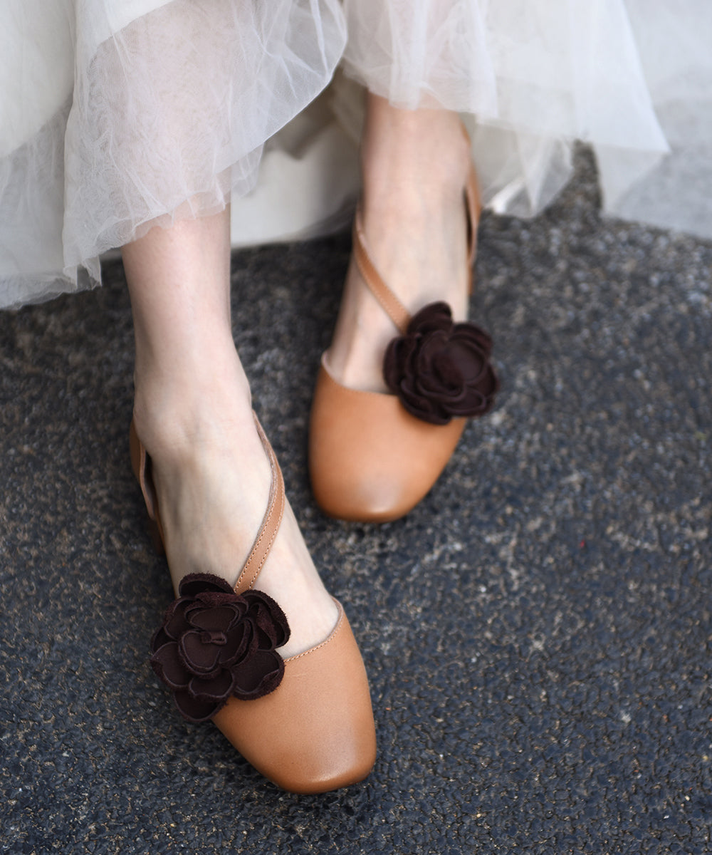 Graceful Orthopedic Sandals for Modern Look