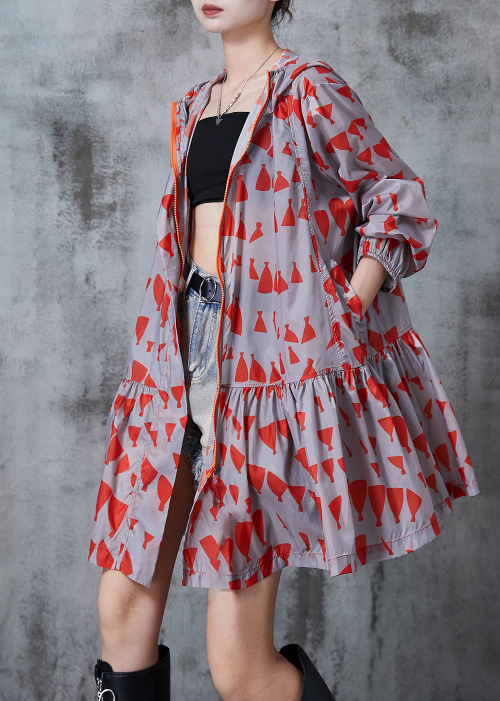 Beautifully Finished Coat in a Timeless Design