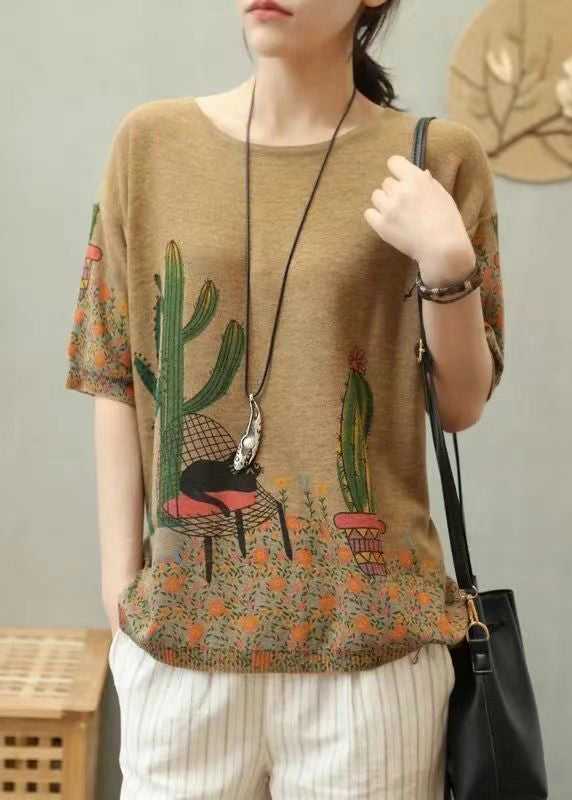 Classic Vintage Top with a Flattering Fit