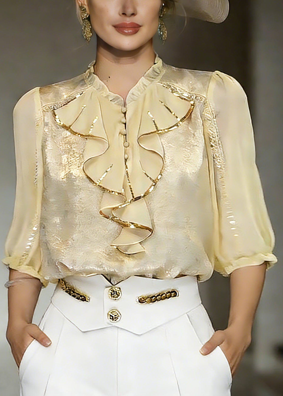 Beautifully Finished Shirt in a Timeless Design