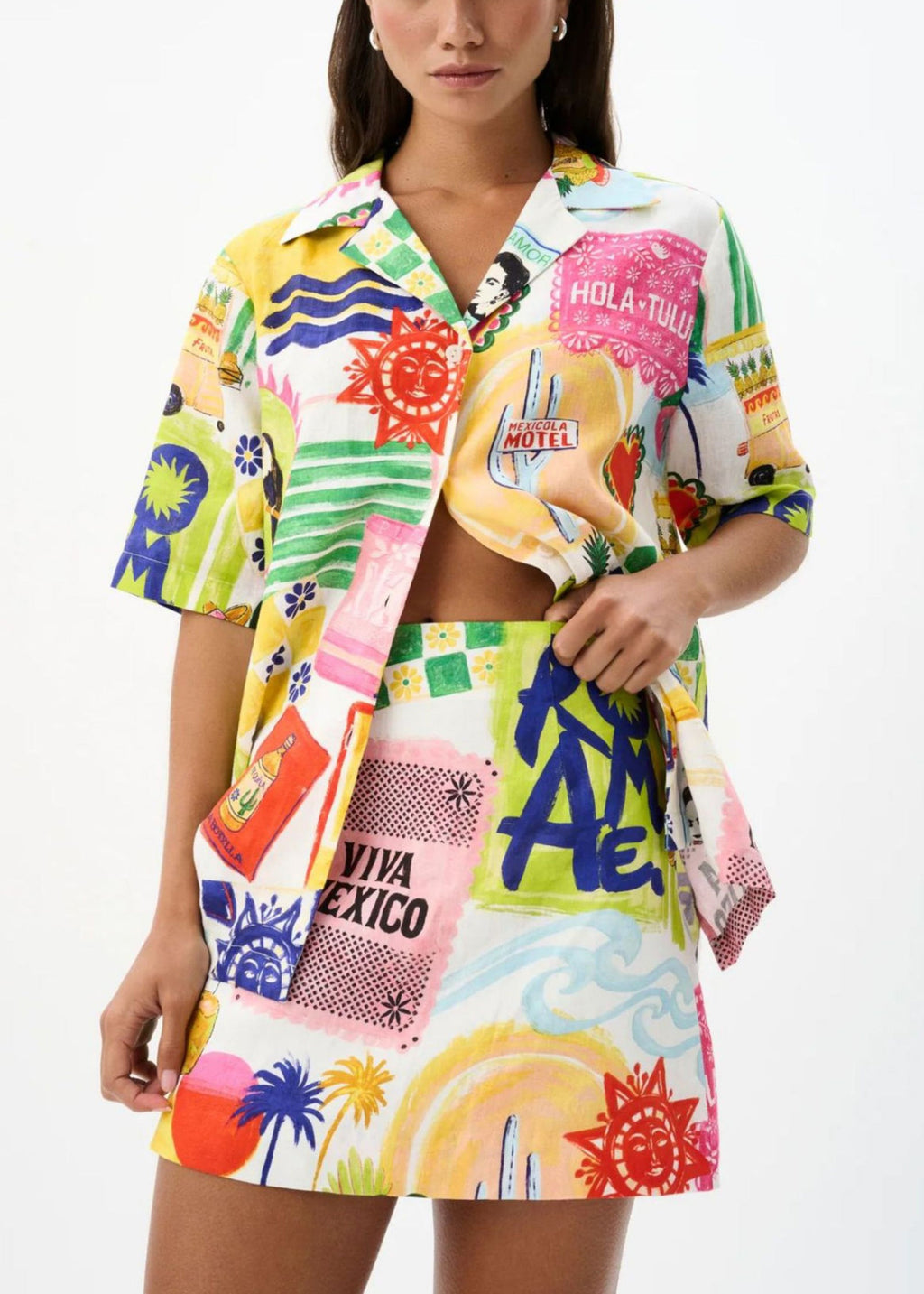 Effortlessly Elegant Shirt with a Timeless Design