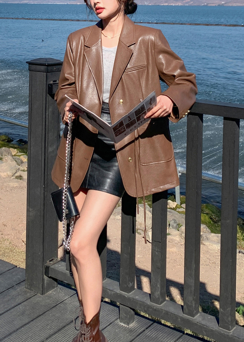 Classic Vintage Jacket with a Flattering Fit