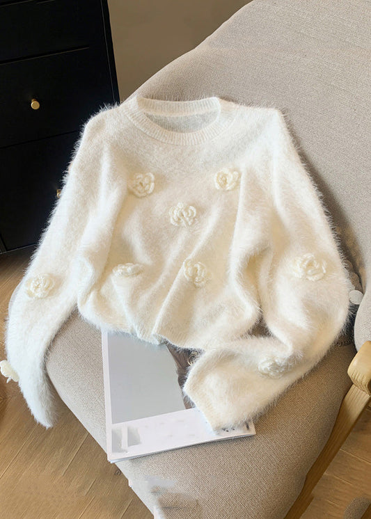 Beautifully Finished Sweater in a Timeless Design