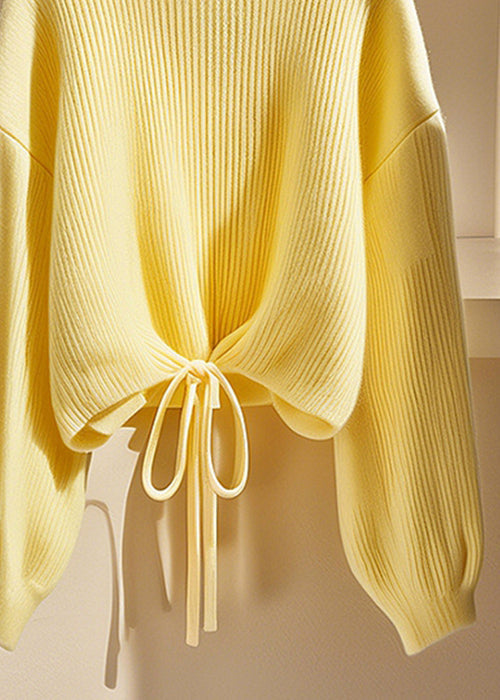 Classic Vintage Sweater with a Flattering Fit