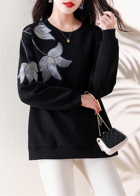 Well Tailored Top with a Graceful Silhouette